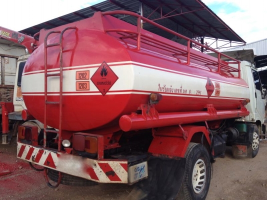 รถฮีโน่ 6 ล้อ บรรทุกน้ำมัน FC2W 120 แรงม้า ปี 39  สนใจติดต่อ 081 - 6079515