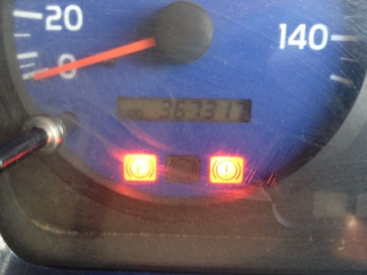 รถฮีโน่ 12 ล้อดั้ม 260 แรงม้า ปี 47   สนใจติดต่อ 081 - 6079515