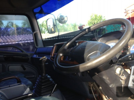 รถฮีโน่ 12 ล้อดั้ม 260 แรงม้า ปี 47   สนใจติดต่อ 081 - 6079515