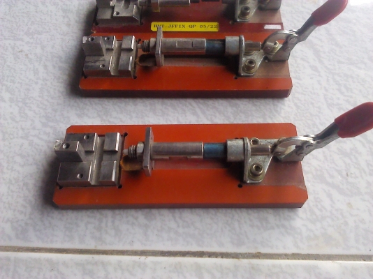 จิ๊ก ฟิกเจอร์ช่วยทำงานเป็นตัวล็อกชิ้นงานให้อยู่กับที่เพื่อการทำงานที่สะดวกขึ้นเร็วขึ้น(มี 30 ชิ้น)