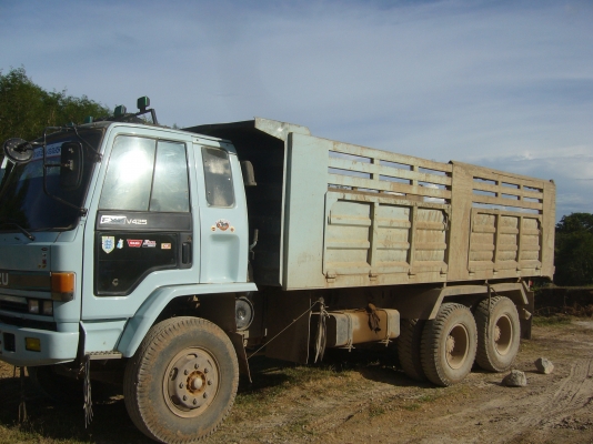 ขายรถสิบล้อ ISUZU ROCKY 195