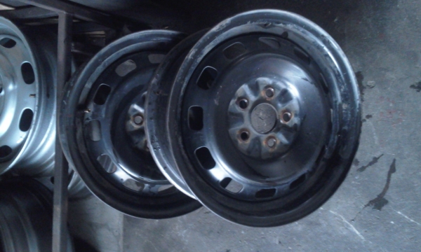 ขายกะทะล้อ TOYOTA ขอบ14  5รู  มี1ชุด ขายชุดละ1000