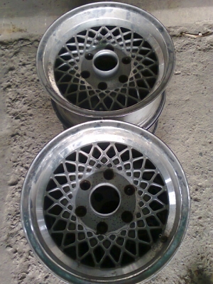 ขายล้อรังผึ้งขอบ15 6รูสวยสวย 5200 0806260417 เล็กครับ