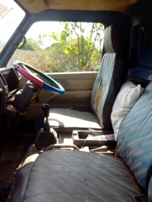 isuzu npr115 เกี่ยสั้นยกหัวได้ เพาเวอร ประกอบ ยาว  5 เมตร