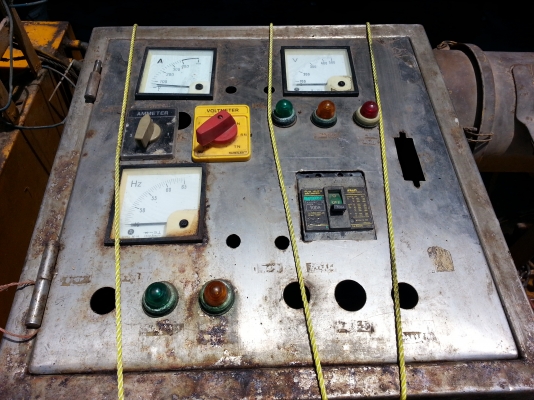 ขายเครื่องปั่นไฟสภาพพร้อมใช้งานขนาด 30 kw สนใจโทรมาคุยได้คับ 0898374018