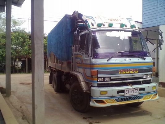 ขายด่วน  10  ล้อ ดั้ม เพลาเดียว