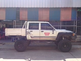 ขาย toyota LN 65 4x4 เเท้