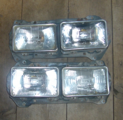 ไฟหน้า นิสสัน ดัทสัน 720