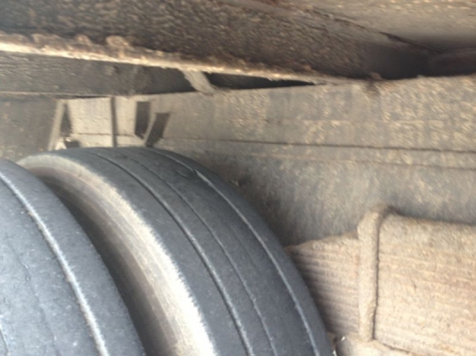 รถอิซูซุ 10 ล้อ ตู้เย็น เปลื่ยนเครื่อง 185 แรงม้า  สนใจติดต่อ 081 - 6079515