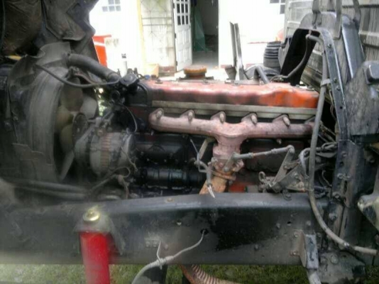 รถอิซูซุ 10 ล้อ ตู้เย็น เปลื่ยนเครื่อง 185 แรงม้า  สนใจติดต่อ 081 - 6079515