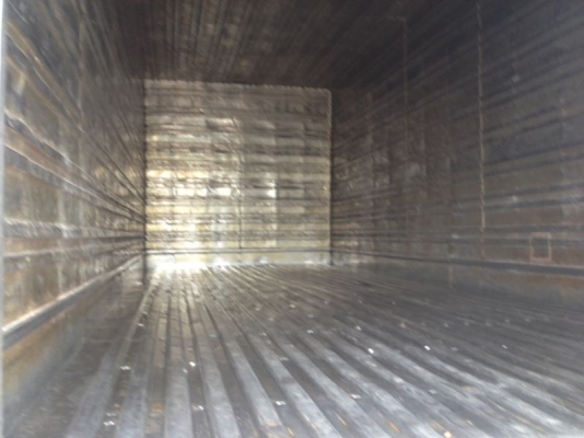 รถอิซูซุ 10 ล้อ ตู้เย็น เปลื่ยนเครื่อง 185 แรงม้า  สนใจติดต่อ 081 - 6079515