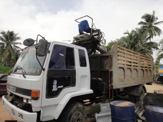 ต้องการขายรถ 6 ล้อติดเฮี๊ยบ 071