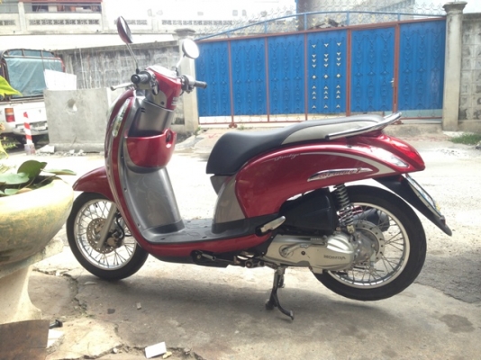ขาย All New Scoopy ตัวใหม่ สีแดง Prestige ถูกจริงๆชื่อผมเอง 29900 ลดได้