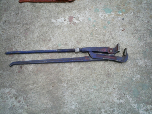 ประแจ จับแป๊บ 2 นิ้ว ประแจ จับแป๊บ 2 นิ้ว