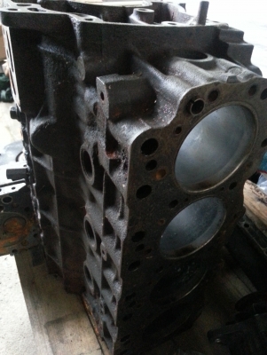 ขายถูกอะไหล่ 4JB1 เสื้อสูบ, เพลาข้อเหวี่ยง,ไดชาร์ท,ไดร์สตาท