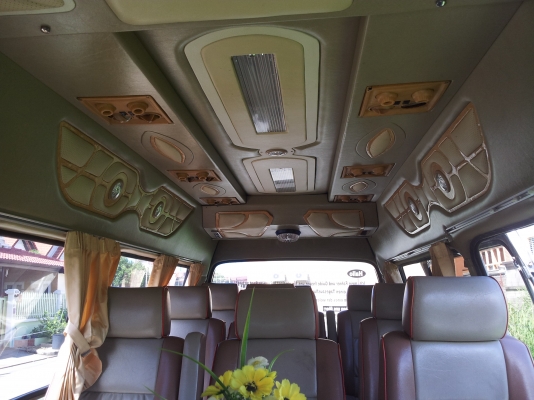 ขาย TOYOTA HIACE ปี 95 แต่ง VIP สวยๆๆพร้อมใช้