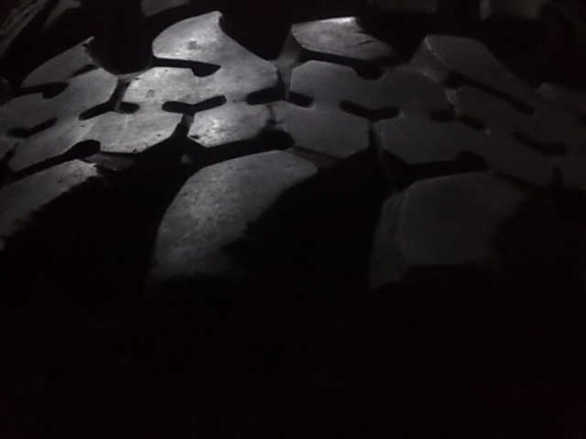 ขายยางตะขาบ 35/10.5/16 และ 35/11.5/16   simax  ปี10