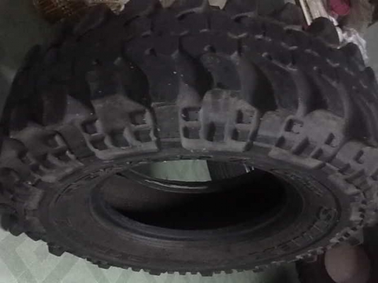 ขายยางตะขาบ 35/10.5/16 และ 35/11.5/16   simax  ปี10