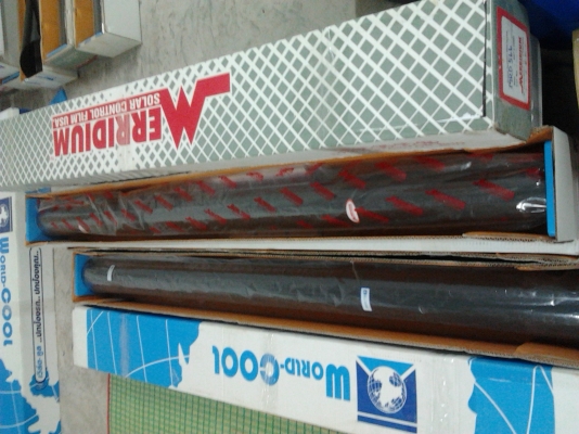 แบ่งขายฟิล์มติดรถยนต์และอาคาร. ราคาถูกๆ แบ่งขายฟิล์มติดรถยนต์และอาคาร. ราคาถูกๆ