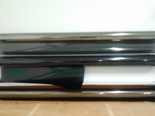 แบ่งขายฟิล์มติดรถยนต์และอาคาร. ราคาถูกๆ แบ่งขายฟิล์มติดรถยนต์และอาคาร. ราคาถูกๆ