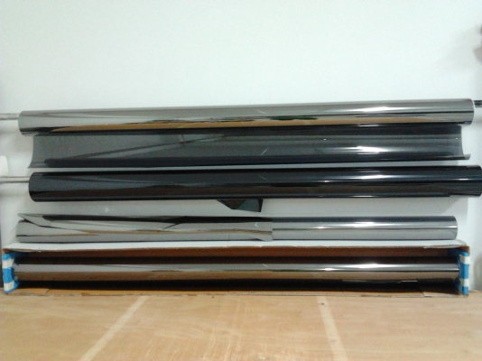 แบ่งขายฟิล์มติดรถยนต์และอาคาร. ราคาถูกๆ แบ่งขายฟิล์มติดรถยนต์และอาคาร. ราคาถูกๆ