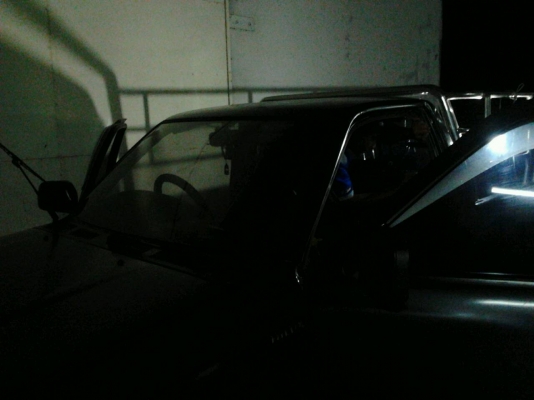 แบ่งขายฟิล์มติดรถยนต์และอาคาร. ราคาถูกๆ แบ่งขายฟิล์มติดรถยนต์และอาคาร. ราคาถูกๆ