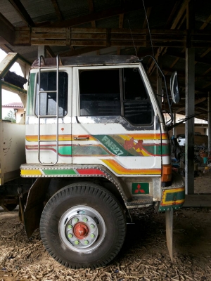 แบ่งขายฟิล์มติดรถยนต์และอาคาร. ราคาถูกๆ แบ่งขายฟิล์มติดรถยนต์และอาคาร. ราคาถูกๆ