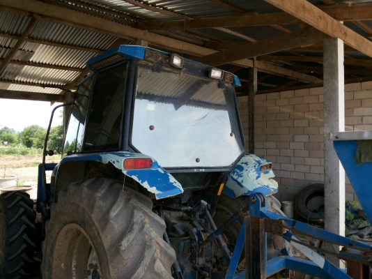 แบ่งขายฟิล์มติดรถยนต์และอาคาร. ราคาถูกๆ แบ่งขายฟิล์มติดรถยนต์และอาคาร. ราคาถูกๆ