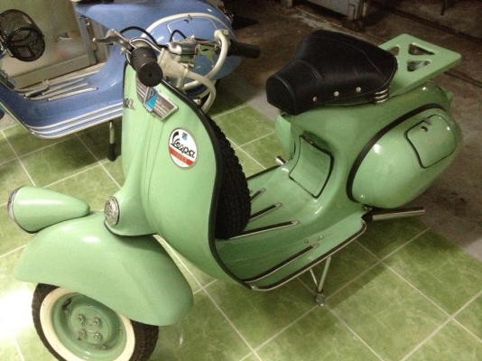 ขาย เวสป้า แฮนแป็ปตะเกียงล่าง รถสวยมาก จอดไว้ได้ได้ขี่