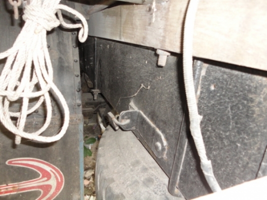 HINO FL3H 195 แรงม้า หัวบางเดิม เครื่องเดิม คัซซีสวยตลอดแนวค่ะ HINO FL3H 195 แรงม้า หัวบางเดิม เครื่องเดิม คัซซีสวยตลอดแนวค่ะ