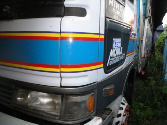 HINO FL3H 195 แรงม้า หัวบางเดิม เครื่องเดิม คัซซีสวยตลอดแนวค่ะ HINO FL3H 195 แรงม้า หัวบางเดิม เครื่องเดิม คัซซีสวยตลอดแนวค่ะ