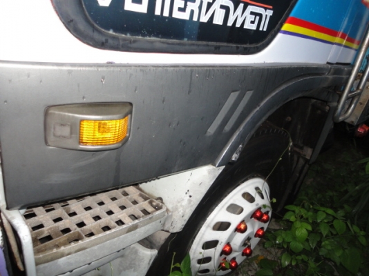 HINO FL3H 195 แรงม้า หัวบางเดิม เครื่องเดิม คัซซีสวยตลอดแนวค่ะ HINO FL3H 195 แรงม้า หัวบางเดิม เครื่องเดิม คัซซีสวยตลอดแนวค่ะ