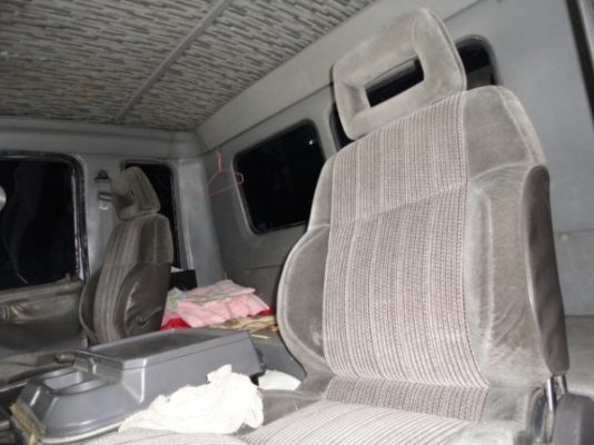 HINO FL3H 195 แรงม้า หัวบางเดิม เครื่องเดิม คัซซีสวยตลอดแนวค่ะ HINO FL3H 195 แรงม้า หัวบางเดิม เครื่องเดิม คัซซีสวยตลอดแนวค่ะ