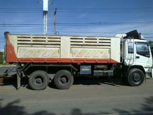 ขายรถ 22 ล้อพ่วงแม่-ลูกดัมพ์ 3 คาน ISUZU DECA 270 ปี 2548 ลูกพ่วง 3 คานแท้ดัมพ์กระบะเหล็กสามมิตรลอนเฉียงคอกเสมอหัว ราคา 2800000 จัดไฟแนนซ์ได้ 2100000