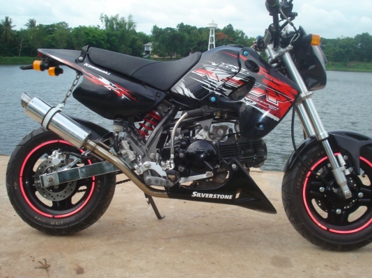 ขายท่อ KSR ตรงรุ่น ใช้น้อยเสียงนุ่ม 1800 ขายท่อ KSR ตรงรุ่น ใช้น้อยเสียงนุ่ม 1800