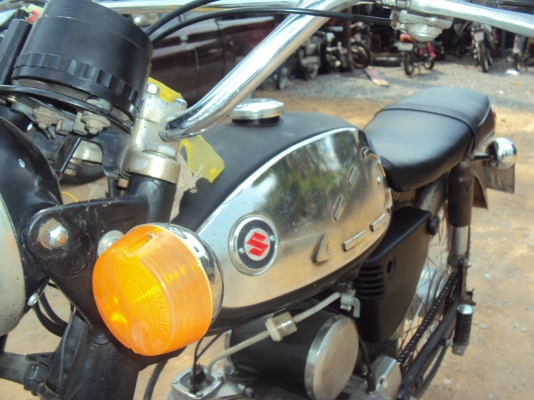 ขาย รถซูซูกิ a100มีทะเบียนสวยเครื่องนิ่มสนใจติดต่อสรกฤช081-8478107