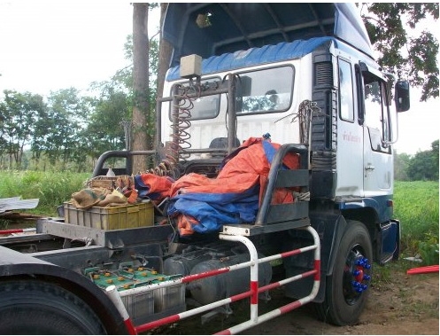 ขาย 10 ล้อหัวลาก 2 เพลา Hino มีสองคันให้เลือก โทร 088-4501277