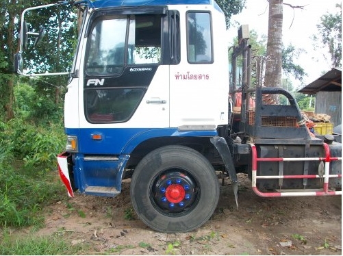 ขาย 10 ล้อหัวลาก 2 เพลา Hino มีสองคันให้เลือก โทร 088-4501277