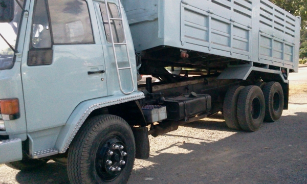 ขาย ISUZU 210HP