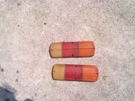 อะไหล่เก่ารถยนต์หลายอย่างเผื่อใช้ได้ อะไหล่เก่ารถยนต์หลายอย่างเผื่อใช้ได้