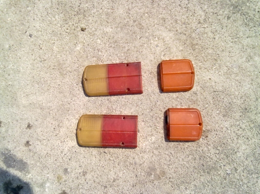 อะไหล่เก่ารถยนต์หลายอย่างเผื่อใช้ได้ อะไหล่เก่ารถยนต์หลายอย่างเผื่อใช้ได้