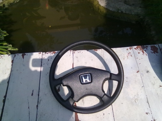 อะไหล่เก่ารถยนต์หลายอย่างเผื่อใช้ได้ อะไหล่เก่ารถยนต์หลายอย่างเผื่อใช้ได้