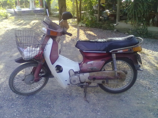 ขาย ฮอนด้า ครัชตอม 900CDI สตาร์ทมือ ทะเบียนเต็มพร้อมโอนถูกๆด่วนโทรมาคุยกันได้  0861223256  ต้นสุ1000