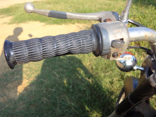 ขอบคุณพ.เสือ ครับ k125  MARK-1 พร้อมเล่ม ไม่มีมีชุดโอน สนใจติดต่อ 081-005-8785