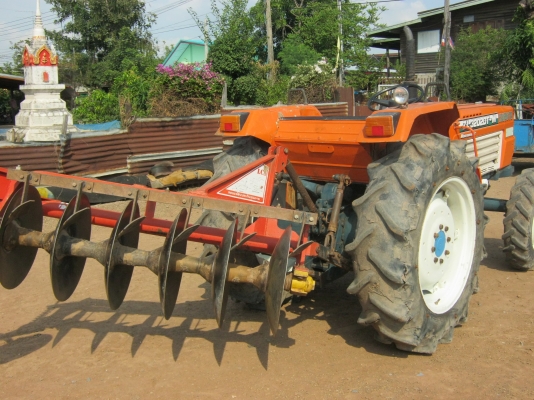 ขายด่วนรถไถนาคูโบต้า zl 3202 dt-m 4wd 2เพลาพวงมาลัยเพาเวอร์ พร้อมอุปกรณ์ผาน lcs 6x22พร้อมใช้ครับ.....