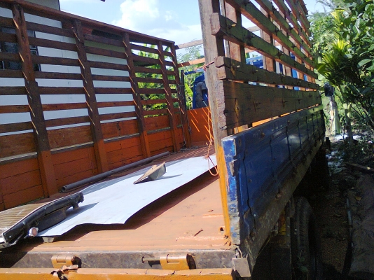 รถบ้านฝากขาย 6ล้อกลาง115แรงม้าBu91ยาว4.3ม.Fหน้า-หลังยางใหม่เครื่องดี ภาษีไม่ขาดพร้อมโอนรีบเลย