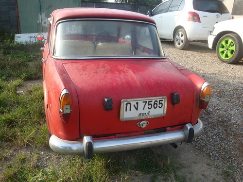 ขาย fiat 1100ครับ ขาย fiat 1100ครับ