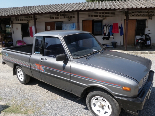 Mazda 1300 5 เกียร์ เดิมๆ แห้งๆ ภาษีเต็มพร้อมโอนครับ