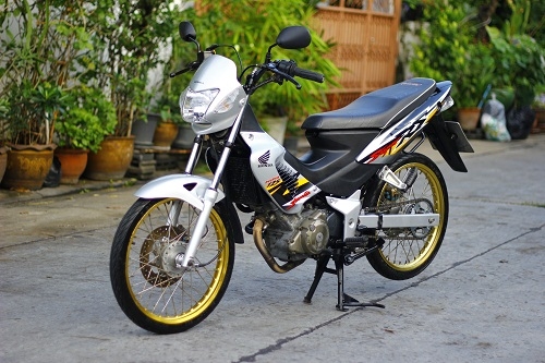 ขาย โซนิค ล้อทอง ขาย โซนิค ล้อทอง