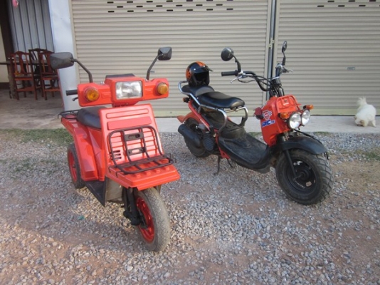 Honda zoomer 50 cc เดิมๆ สภาพดีครับ ฮอนด้า ซูมเมอร์ 50 CC. Honda zoomer 50 cc เดิมๆ สภาพดีครับ ฮอนด้า ซูมเมอร์ 50 CC.